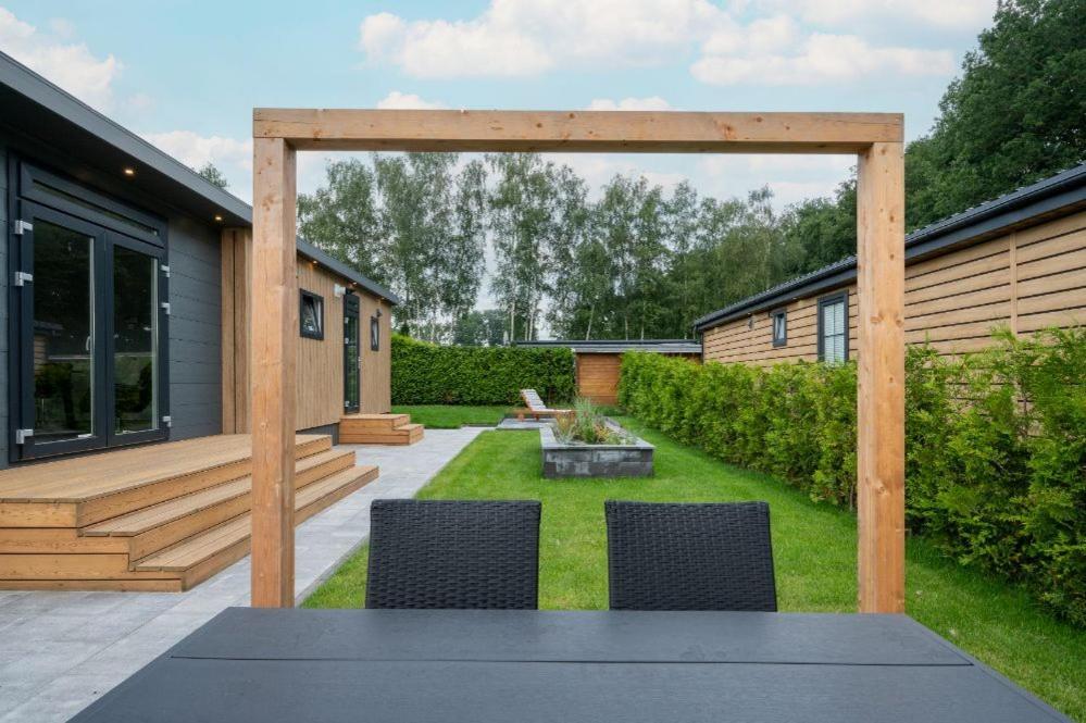 Recreatiepark Maas En Bos Hotel Wellerlooi Exterior photo