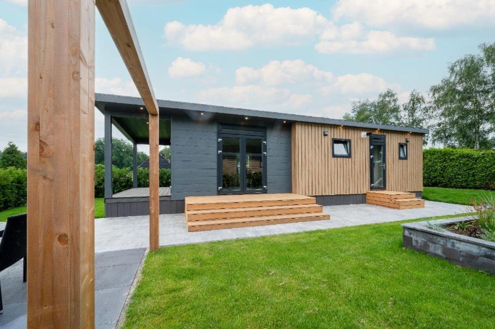 Recreatiepark Maas En Bos Hotel Wellerlooi Exterior photo